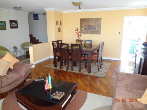 VENDO HERMOSO DEPARTAMENTO EN LA URB. EL CONDADO