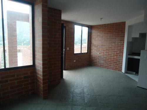 VENDO HERMOSO DEPARTAMENTO EN POMASQUI