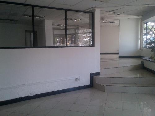 $ 2000 Local para oficina o negocio avenidad principal Inca