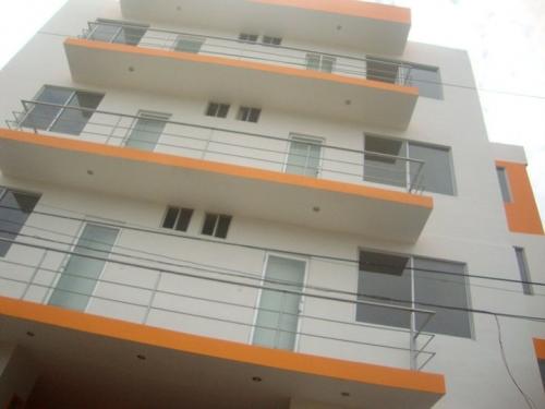 vendo hotel, en la playa de canoas, 36 avitaciones totalmente equipado , anos de construction 2 anos por favor llamar a Roberto Palma a USA 203.520563
