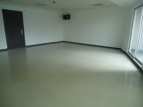 RENTO OFICINA 56M EDIFICIO BOREAL 