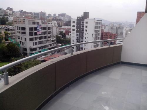 HERMOSA SUITE DE ARRIENDO EN EL SECTOR DE LA PORTUGAL