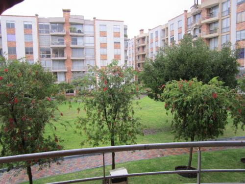 Arriendo departamento de 115m2 en la granados e isla marchena - Cerca de la UDLA