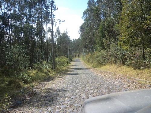 Hermoso y amplio terreno de 2200 m2 en Huertos Familiares Hospital Militar cerca La Salle