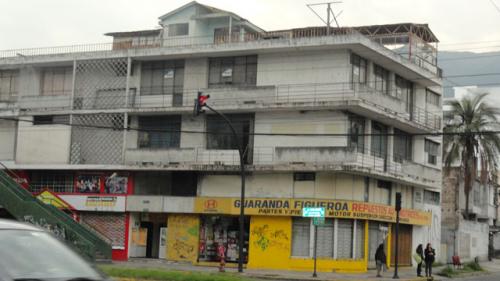 VENDO DEPARTAMENTO EN QUITO