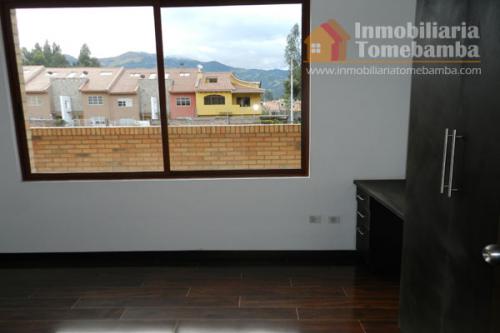 DEPARTAMENTO18 LUJOSO DE VENTA EN CUENCA AV. 1RO DE MAYO