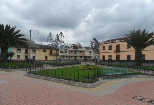 LOTE dDE 12000 A TU ALCANCE EN OTAVALO