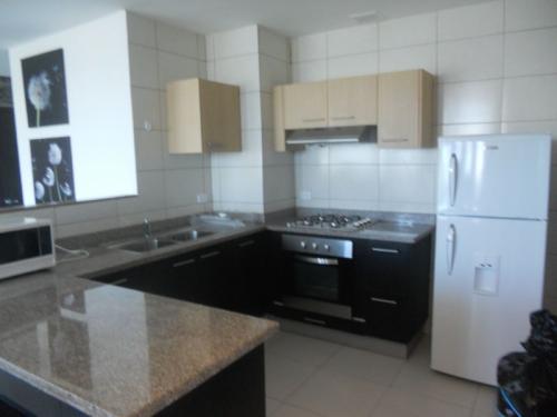  Hermoso Departamento para rentar en Manta.