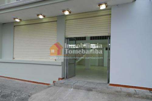 LOCAL COMERCIAL DE ARRIENDO EN CUENCA POR EL ESTADIO