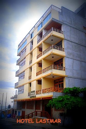 HOTEL CUATRO ESTRELLAS EN PEDERNALES
