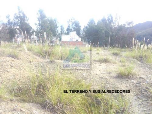 TERRENO EN LOJA, SECTOR SUR DE LA CIUDAD, URB. LA LAGUNA-POR LA ARGELIA