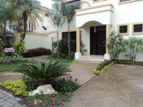 Laguna Club via la costa alquiler