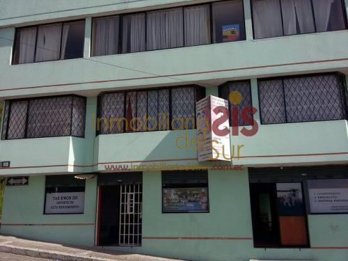 Vendo Edificio Esquinero 7 Departamentos, 2 Locales Frente a Policía Metropolitana Quito
