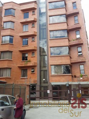 Rento Departamento Amoblado Central Edificio Arupos (Zona Rosa)
