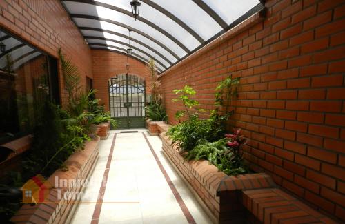 DEPARTAMENTO DE VENTA EN CUENCA POR EL SECTOR DE LA ITALIANA DE LA AV. SOLANO