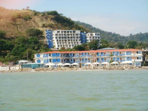 SE VENDE HERMOSO HOTEL EN SAN VICENTE