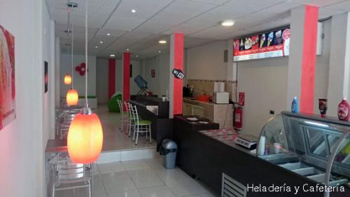 Vendo negocio Heladería y Cafetería en la ciudad de Quito, sector comercialLa Florida $18.000 Informes: 2353232, 0997592747