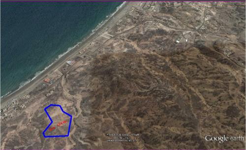 002: SE VENDE HERMOSO TERRENO FRENTE A LA PLAYA 