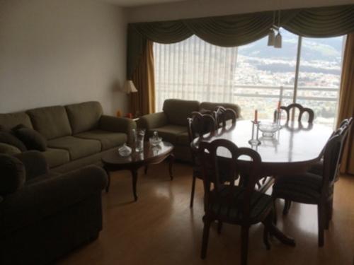 VENTA DEPARTAMENTO DE 3 DORMITORIOS CON HERMOSA VISTA