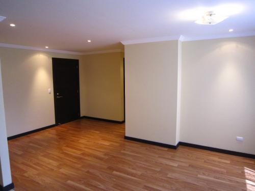 Se arrienda Bonito Departamento en Torres Bossano	
