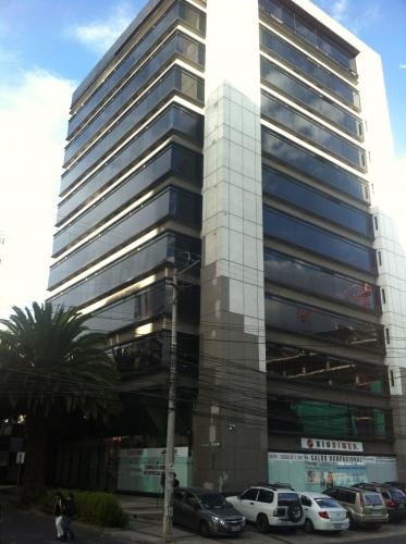 Alquilo apartamento en Quito por el Batán bajo