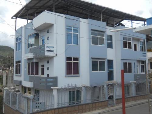 VENTA CASA RENTERA A LADO DEL COLISEO, CON BUENOS INGRESOS