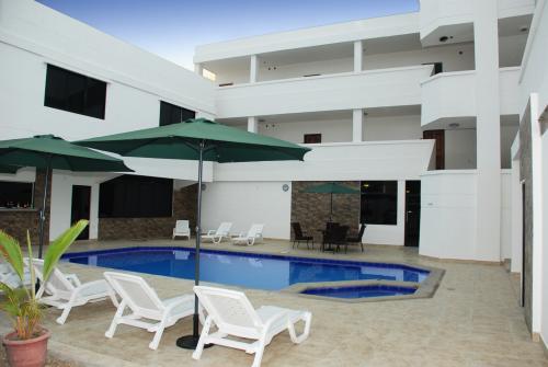 Hotel Nuevo cerca de la Playa
