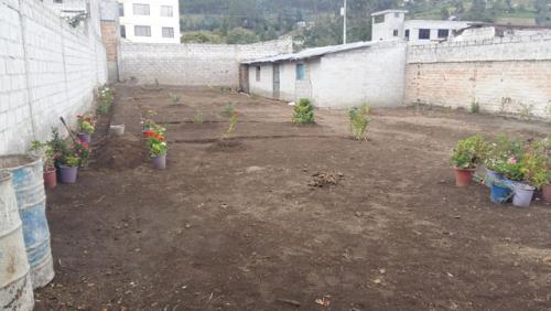 Vendo lote de terreno de 470 m2 en Otavalo