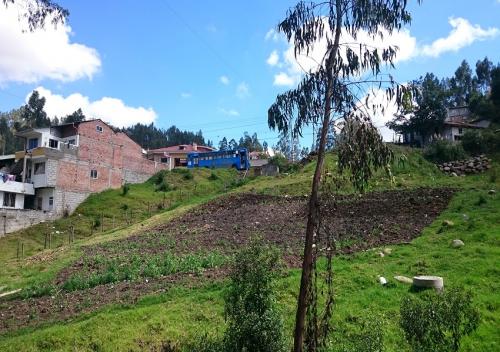 Lindo terreno vía a El Valle