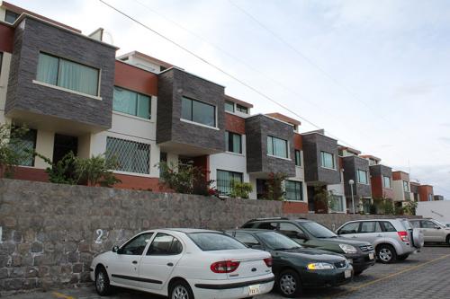 Conjunto Granizada, arriendo casa ,calle San Miguel de Anagaes $350 Inf: 2353232, 0997592747, 0992758548
