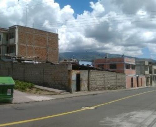 VENDO PROPIEDAD EN  AMBATO 