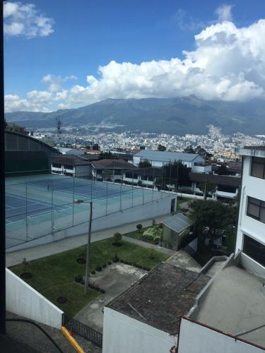 VENTA DEPARTAMENTO DUPLEX JUNTO ACADEMIA COTOPAXI 