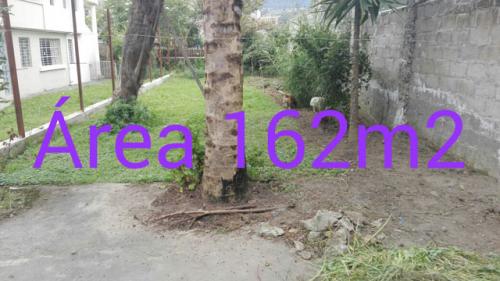 Vendo en Otavalo un terreno de 162 m2