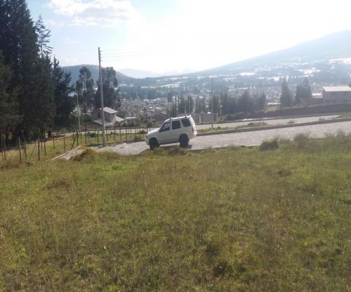 TERRENO EN CAYAMBE URBANIZACIÓN SAN JUAN BOSCO 