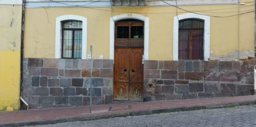 VENDO LOCAL COMERCIAL – SAN BLAS.