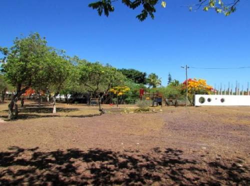 Propiedad de 24600 m2 ubicada en el barrio el Edén,Santa Cruz, Galapagos, Ecuador
