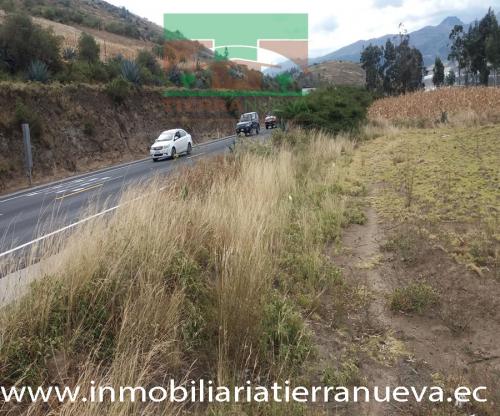  EN VENTA TERRENO A LA PANA AMERICANA CON VIVIENDAS