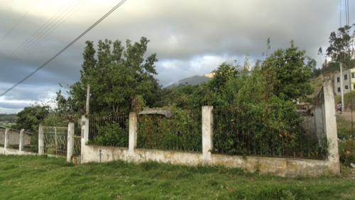 Vendo terreno de 1.000 m2 en Otavalo sector Carabuela
