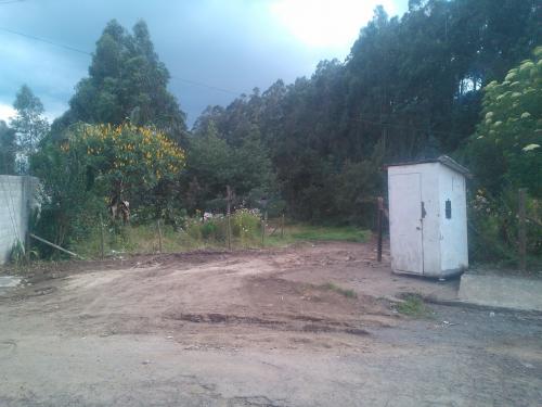 Terreno sector Puente 3 de la Autopista Gral. Rumiñahui