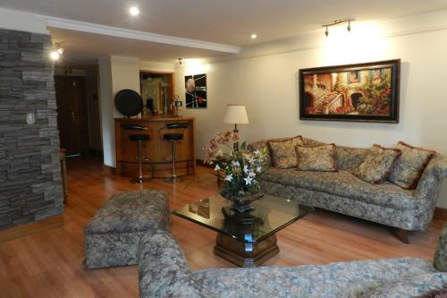 SE VENDE DEPARTAMENTO DE LUJO EN EL SECTOR DE PUERTAS DEL SOL