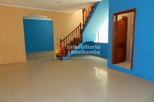 CASA AMPLIA DE VENTA EN CUENCA SECTOR MACHÁNGARA