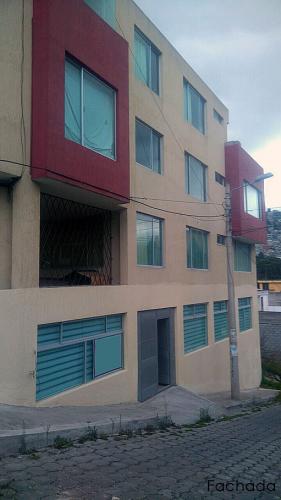 Departamento Prados del Condado, por estrenar, 136m2 a $572 el metro cuadrado 2353232,0997592747