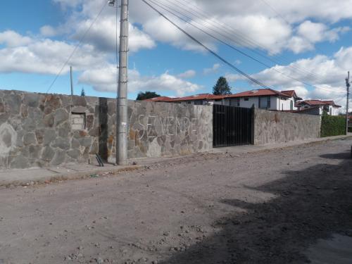 Vendo Terreno sector tras Banco Pichincha de la Av. Ilaló, Valle de los Chillos