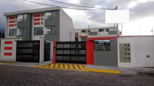 Valle De Los Chillos, Hermosas Casas En 99.500 Negociables