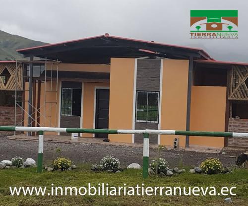   EN VENTA HERMOSA QUINTA AMOBLADA EN OLMEDO - CAYAMBE