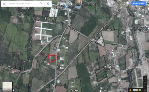 SE VENDE PROPIEDAD EN IBARRA, A 100 METROS DEL ANILLO VIAL