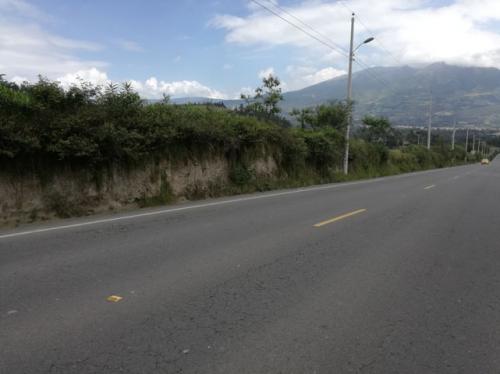 SE VENDE 5.000 M2 DE TERRENO EN OTAVALO POR EL SECTOR DE PARTIDERO A COTACACHI