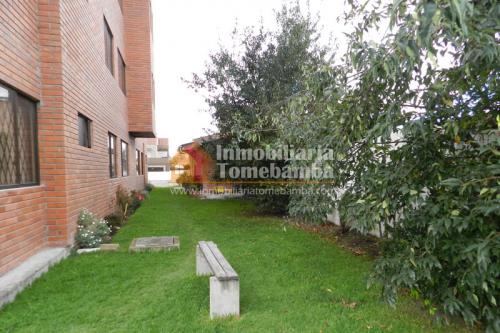 PENHOUSE EN VENTA SECTOR YANUNCAY AV. 12 DE OCTUBRE
