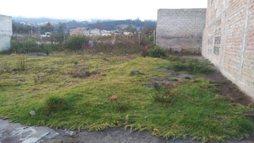 Vendo un lote de terreno en una ciudadela de Otavalo
