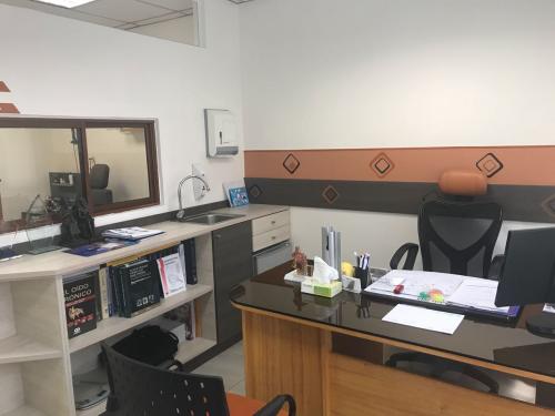 Consultorio en venta Quito Av. Mariana de Jesús 